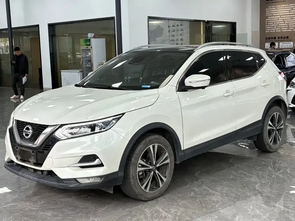 Nissan Qashqai 2022 из CN, фото 1