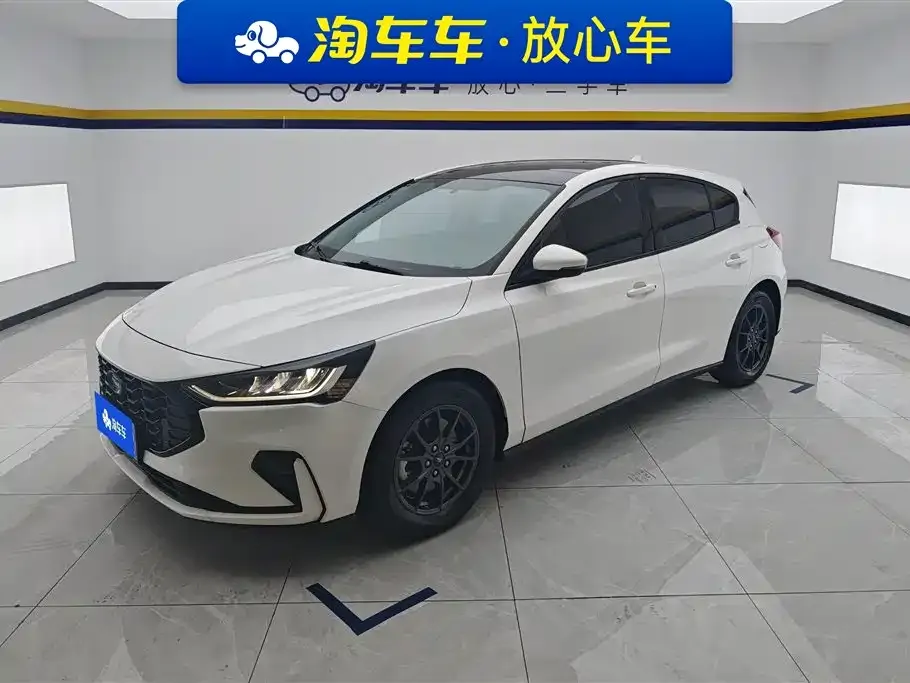 Ford Focus 2022 из CN, фото 1