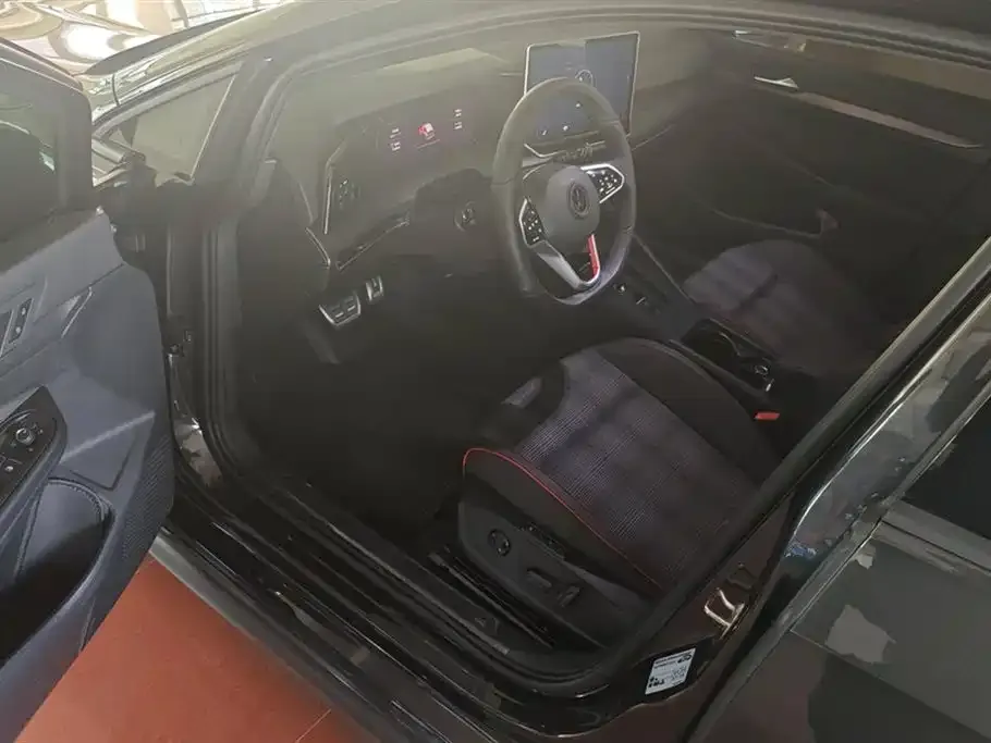 Volkswagen Golf GTI 2025 из CN, фото 9