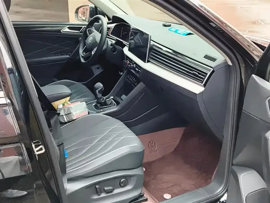 Volkswagen Tiguan L 2024 из CN, фото 8