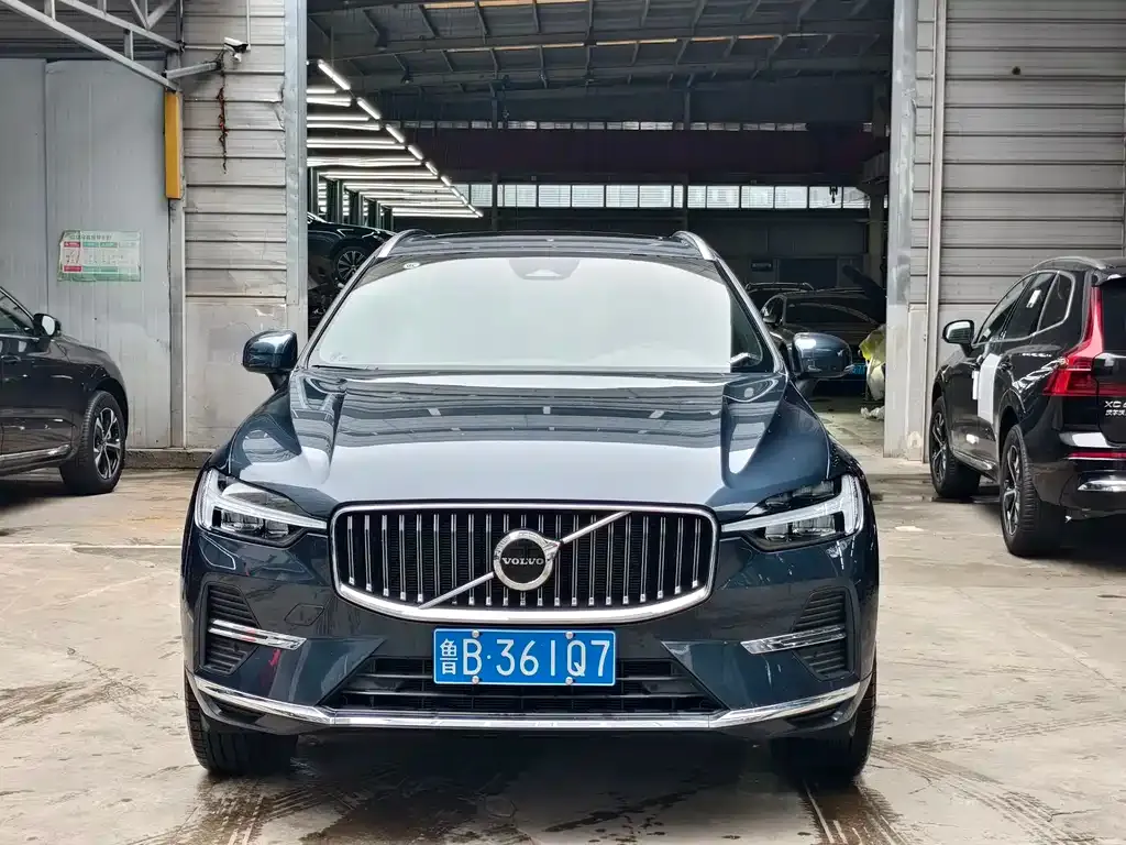 Volvo XC60 — фото 2