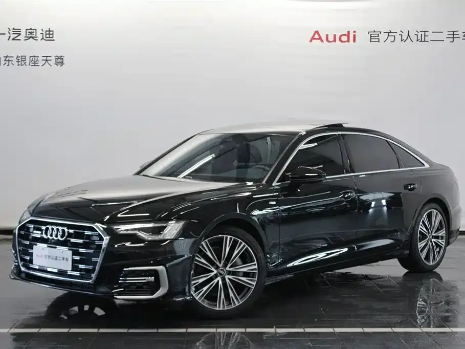 Audi A6L — фото 1