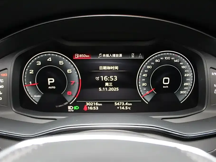 Audi A6L — фото 10