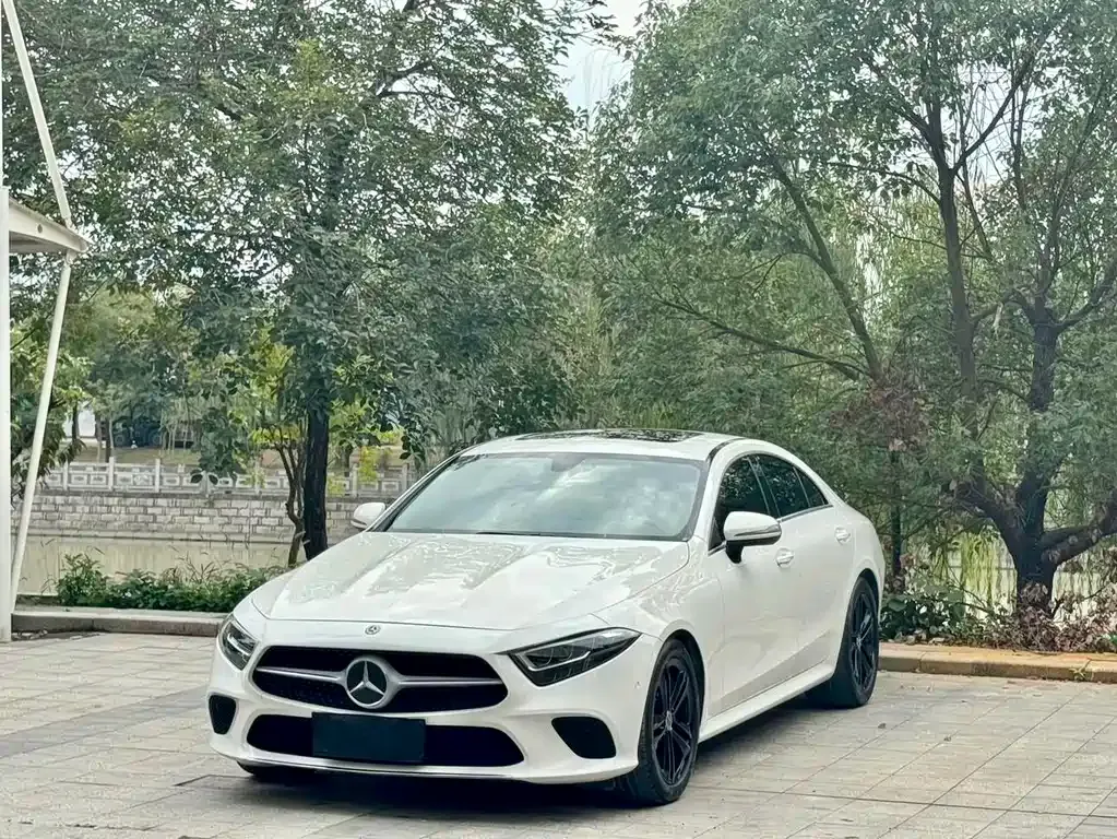 Mercedes-Benz CLS