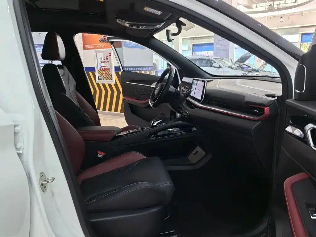 Geely Binyue 2022 из CN, фото 10