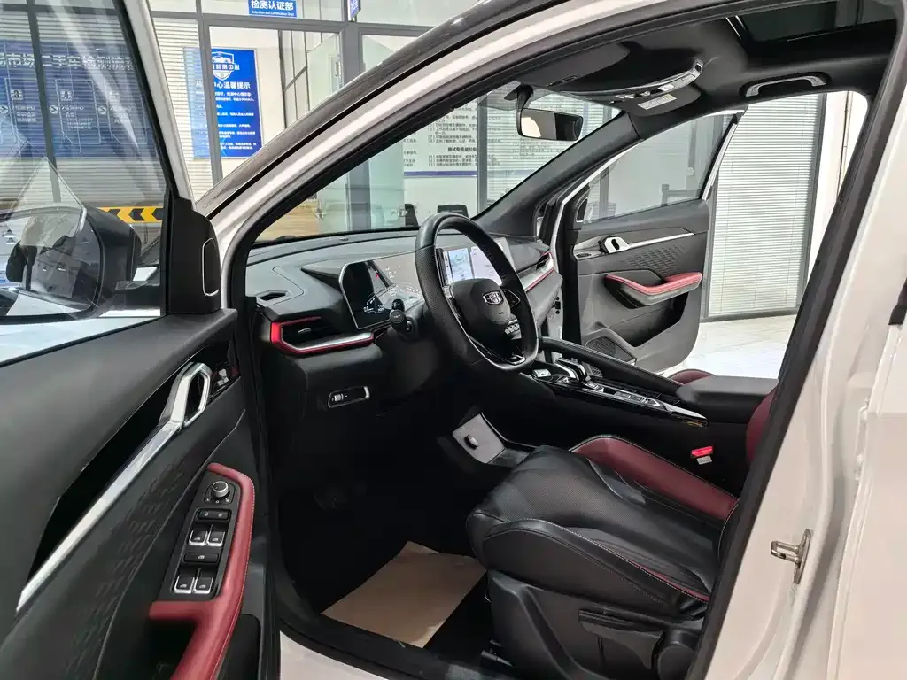Geely Binyue 2022 из CN, фото 8