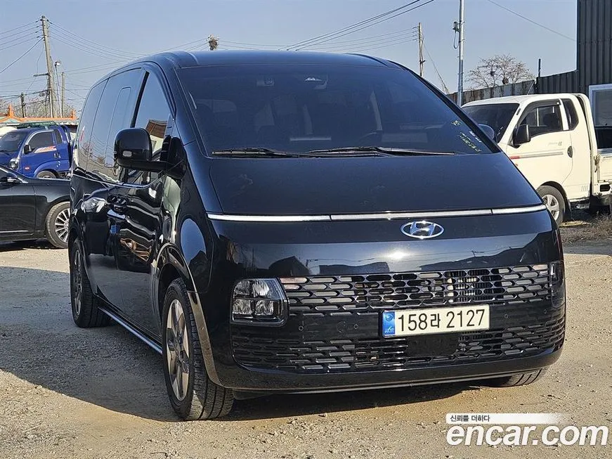 Hyundai Staria 2023 из KR, фото 2