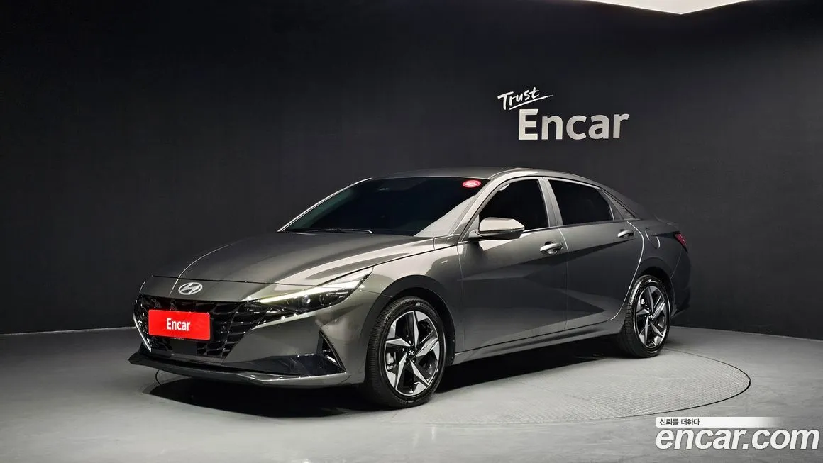 Hyundai AVANTE 2023 из KR, фото 1