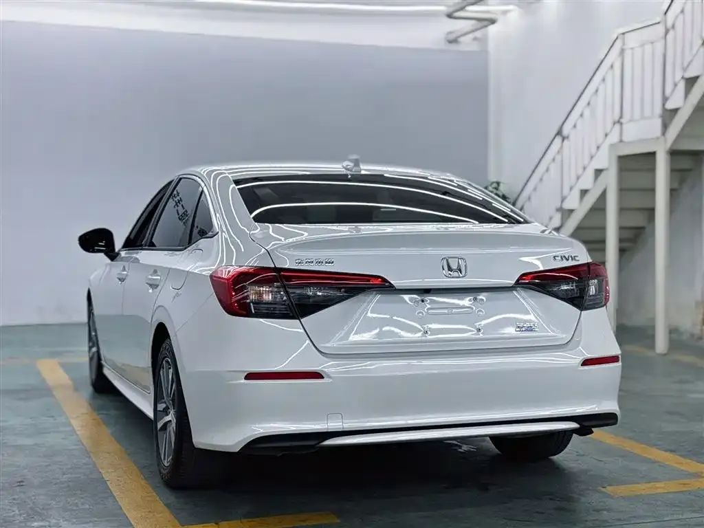 Honda Civic — фото 9