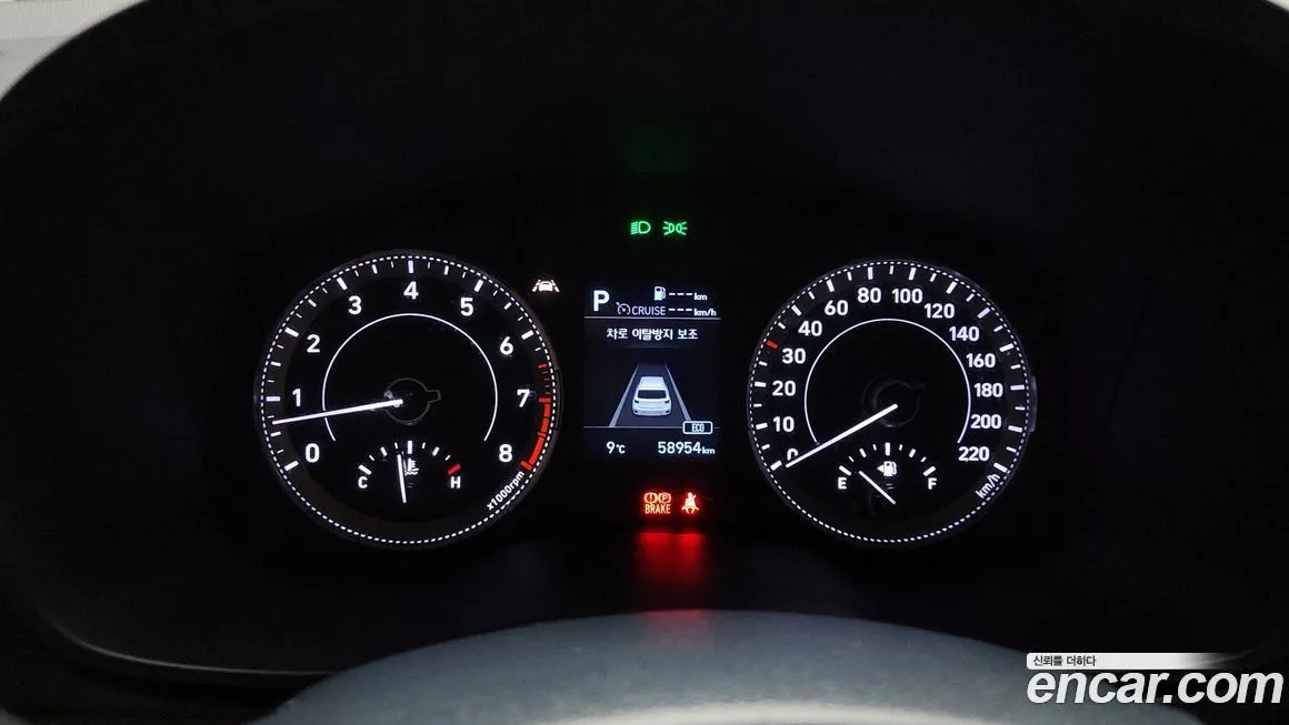 Hyundai Venue 2022 из KR, фото 8