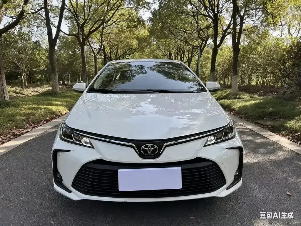 Toyota Corolla 2024 из CN, фото 2