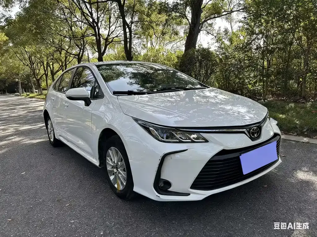Toyota Corolla 2024 из CN, фото 3