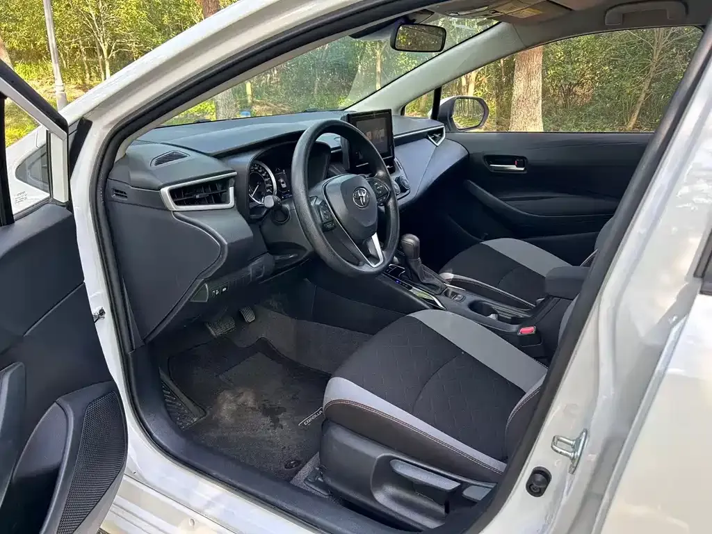 Toyota Corolla 2024 из CN, фото 4