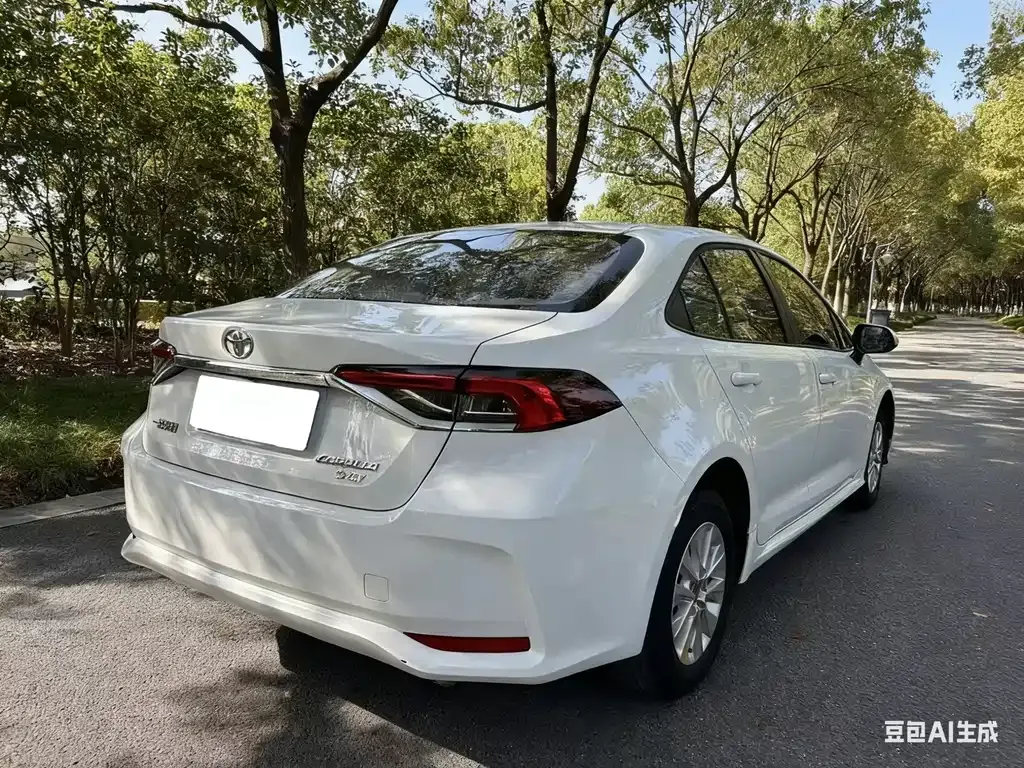 Toyota Corolla 2024 из CN, фото 7