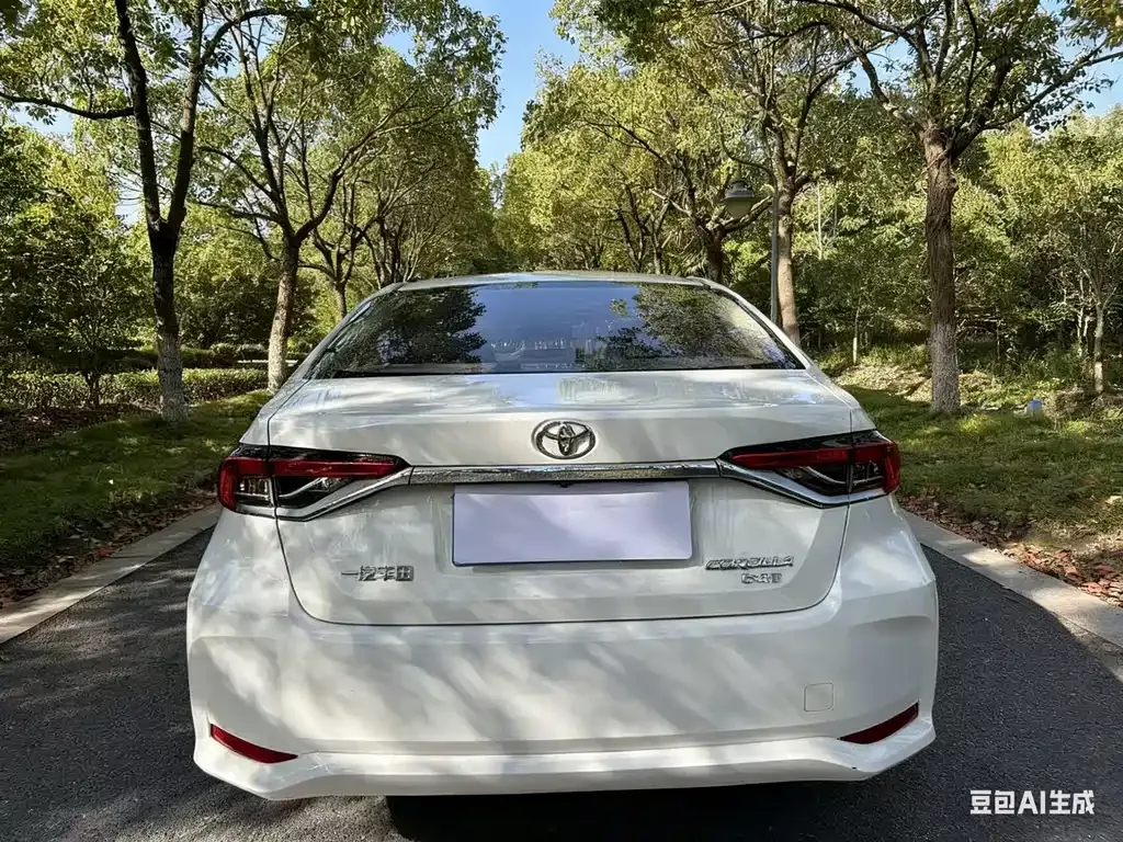Toyota Corolla 2024 из CN, фото 8