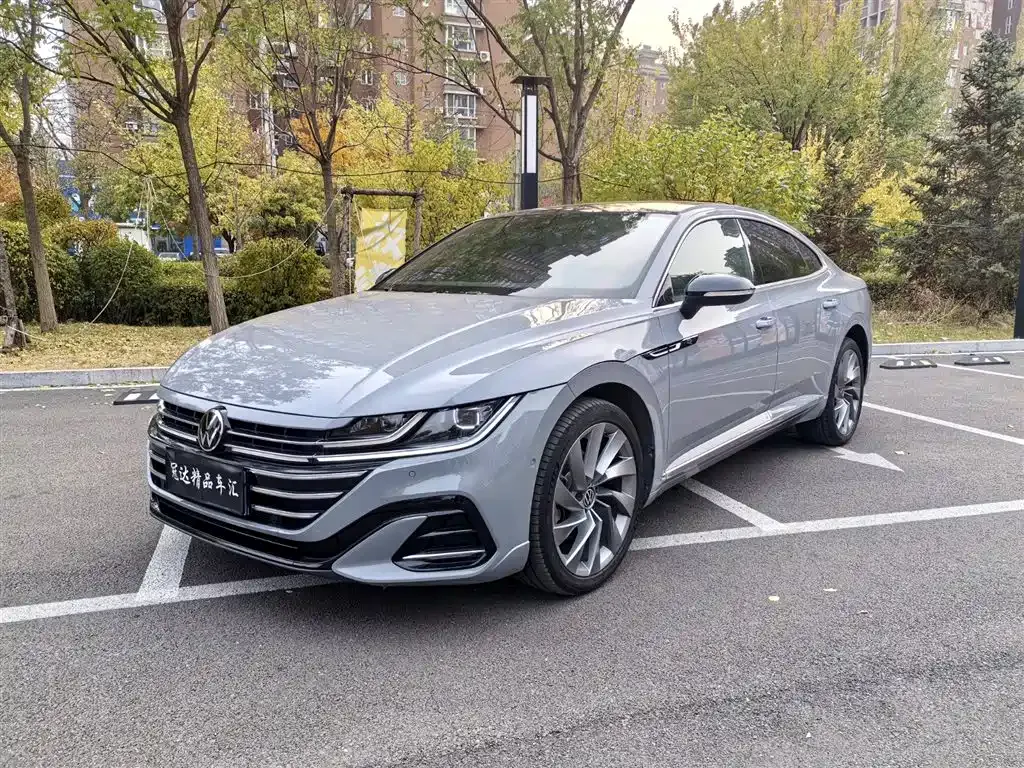 Volkswagen CC 2024 из CN, фото 1