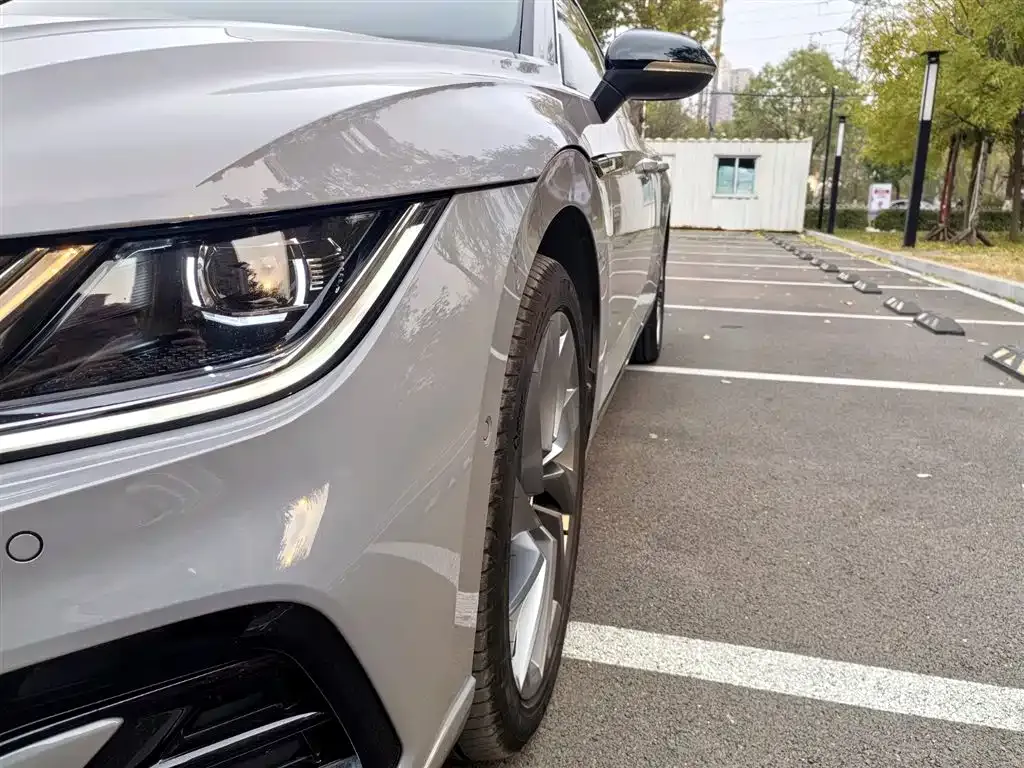 Volkswagen CC 2024 из CN, фото 4