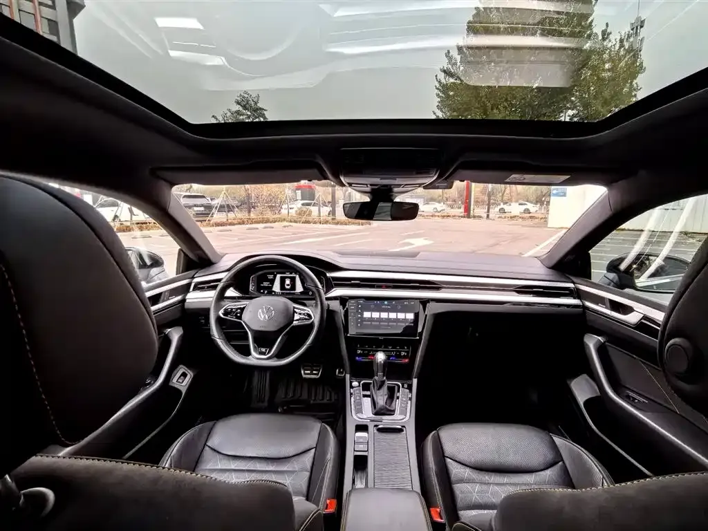 Volkswagen CC 2024 из CN, фото 7
