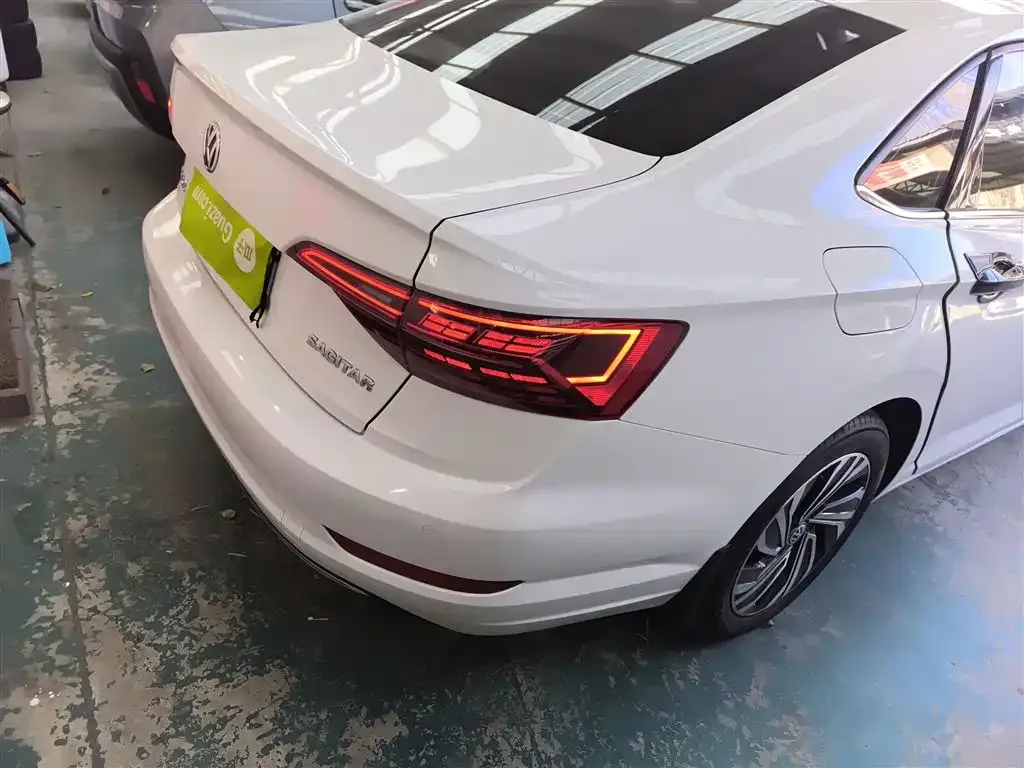 Volkswagen Sagitar 2022 из CN, фото 8