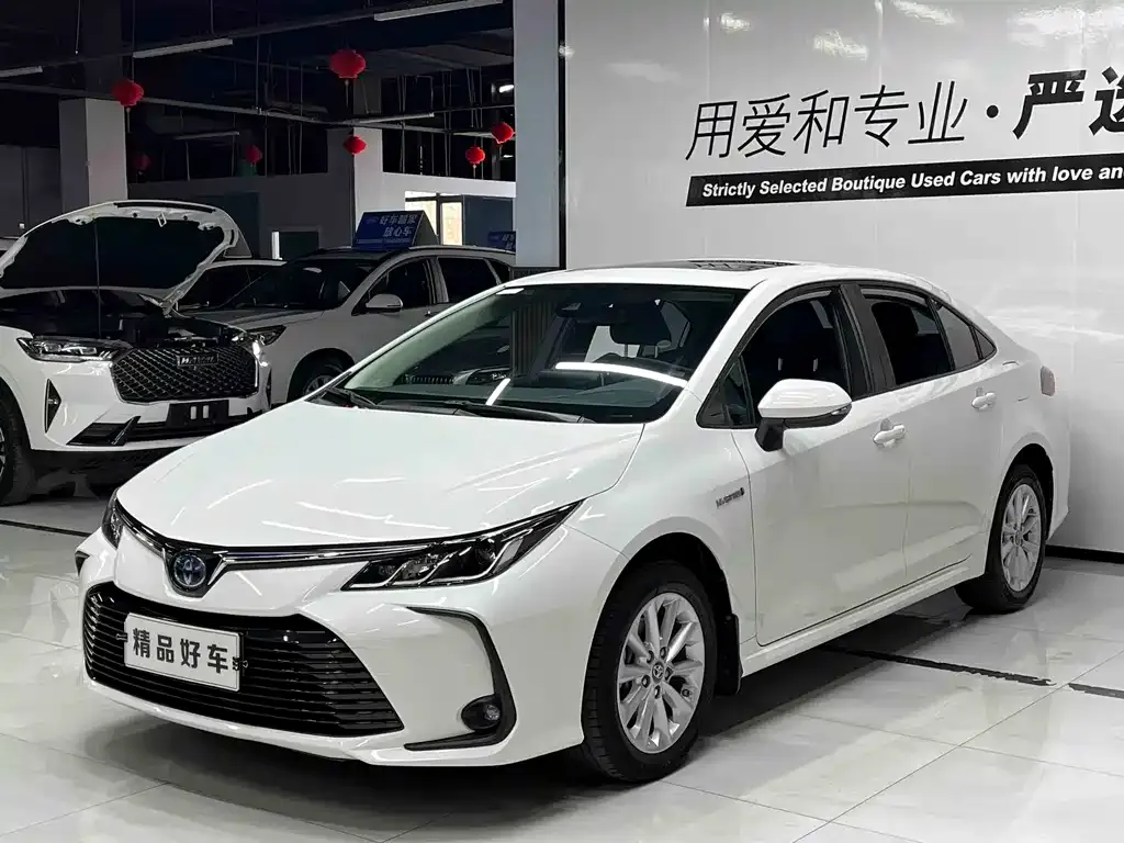 Toyota Corolla — фото 1