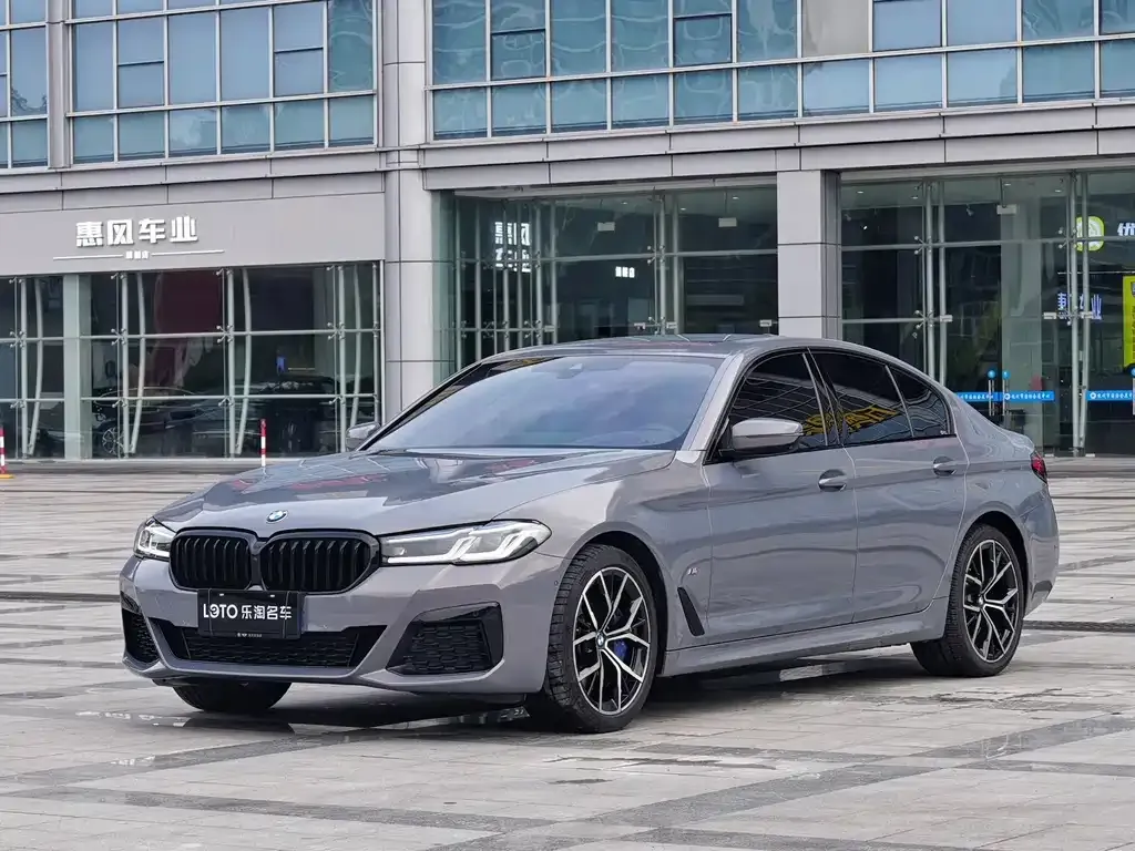 BMW 5 Series (Import) — фото 1