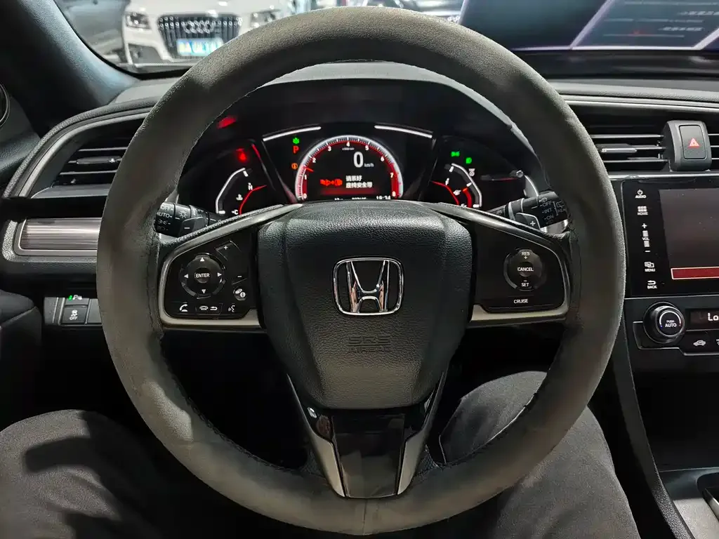 Honda Civic — фото 10