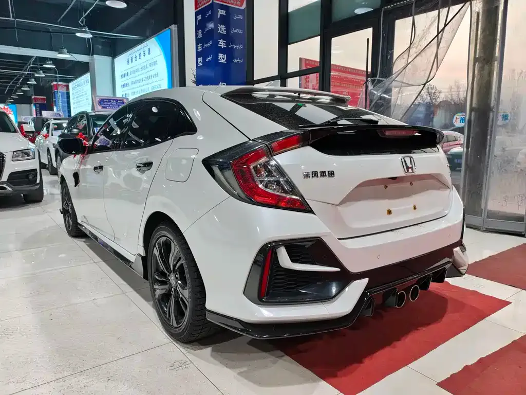 Honda Civic — фото 7