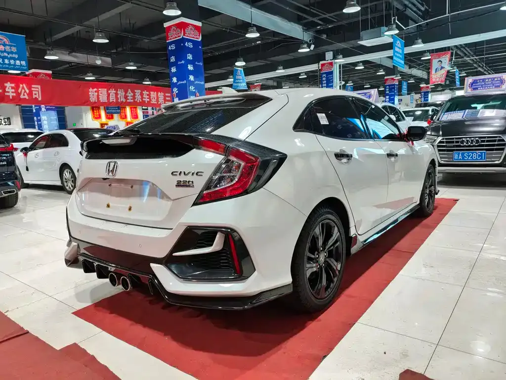 Honda Civic — фото 9