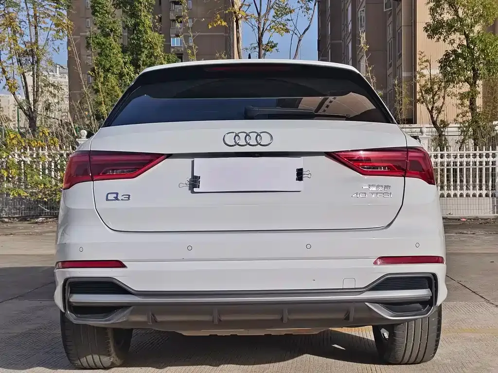 Audi Q3 — фото 5