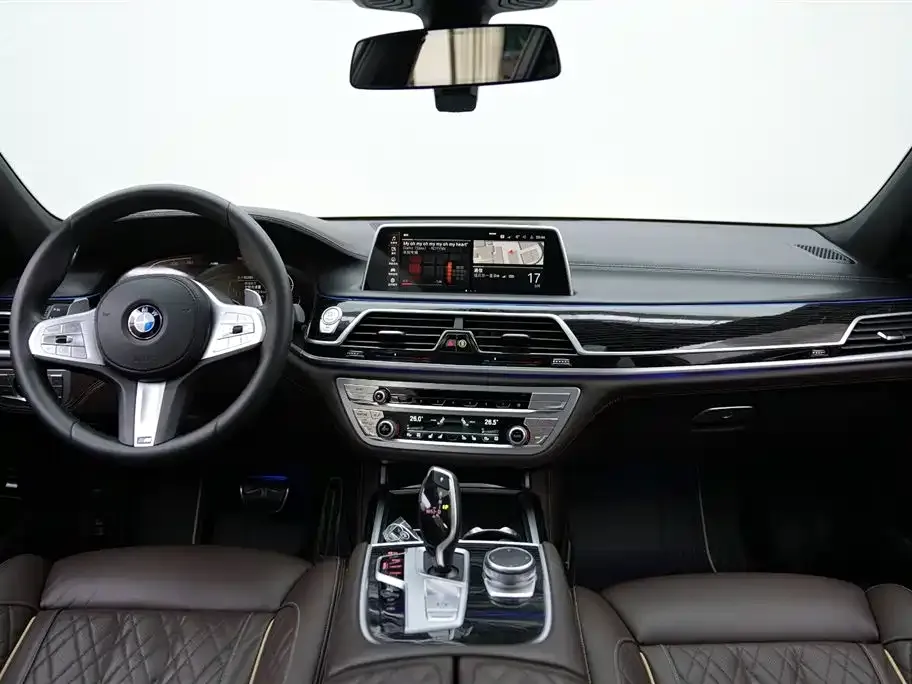 BMW 7 Series 2021 из CN, фото 8
