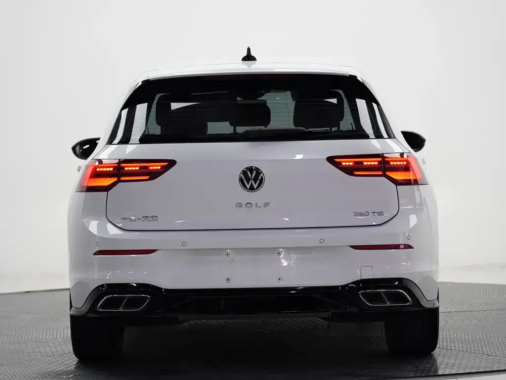 Volkswagen Golf 2022 из CN, фото 4