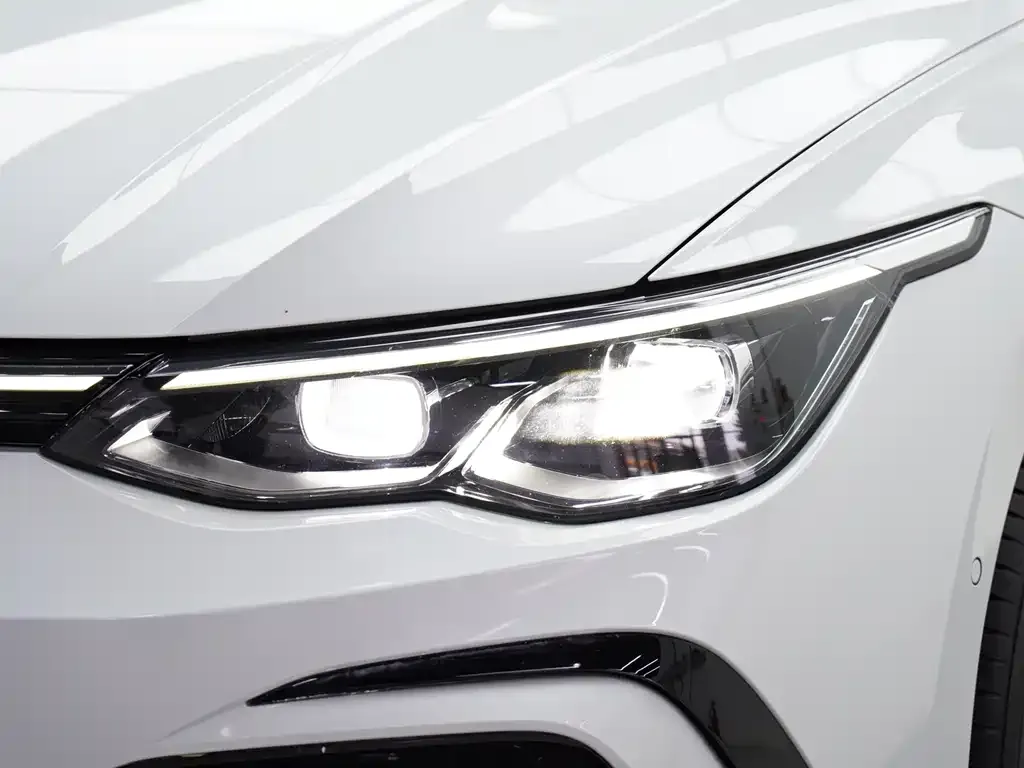 Volkswagen Golf 2022 из CN, фото 7