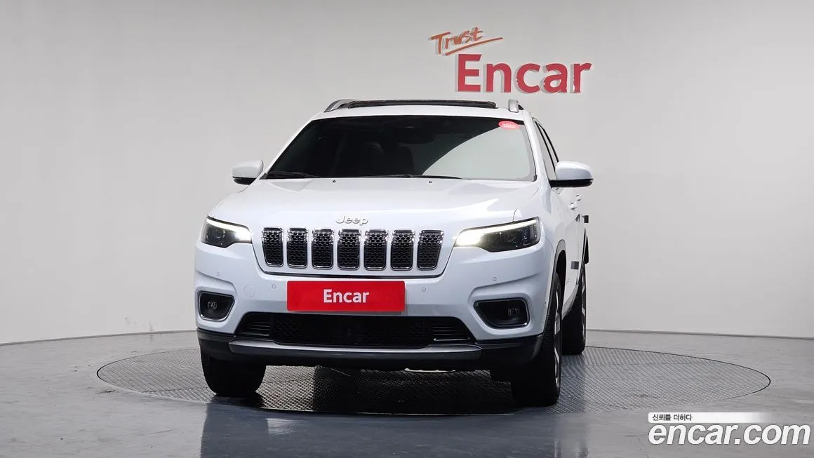 Jeep Cherokee — фото 3