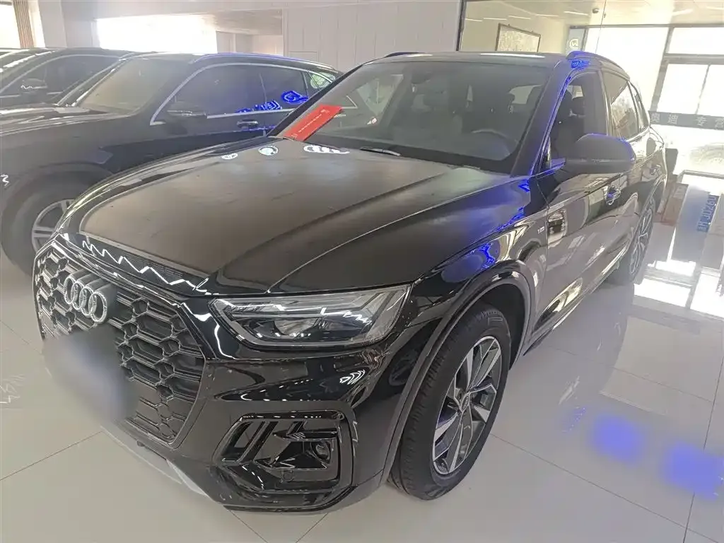 Audi Q5L 2023 из CN, фото 1