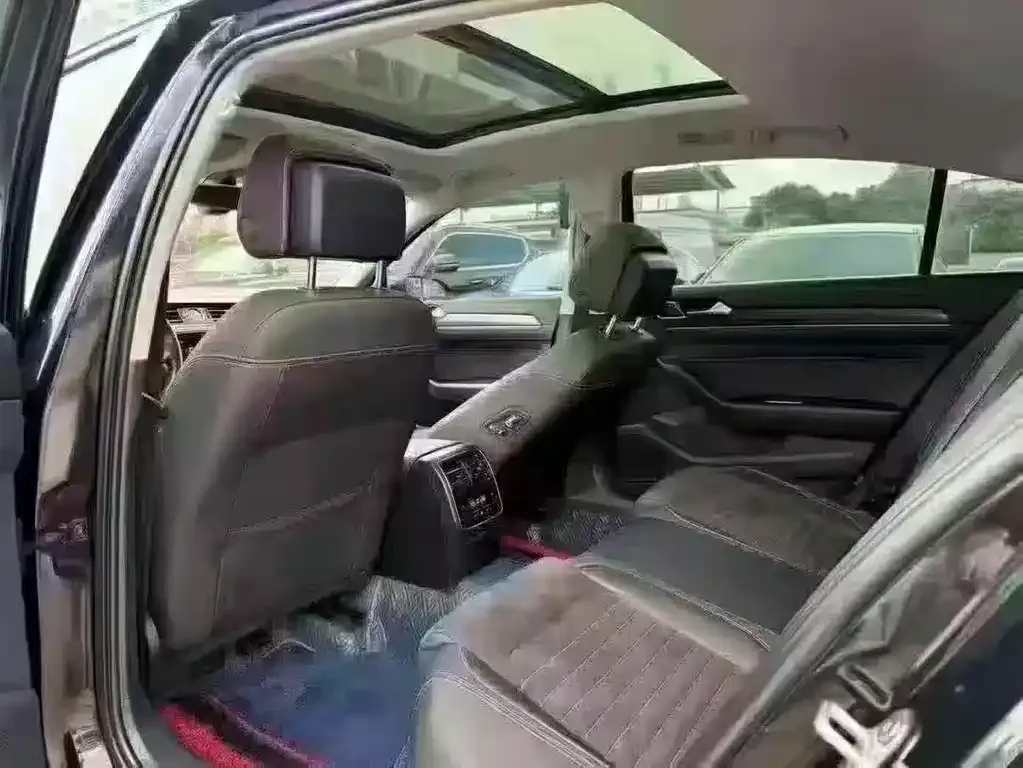 Volkswagen Magotan 2022 из CN, фото 3