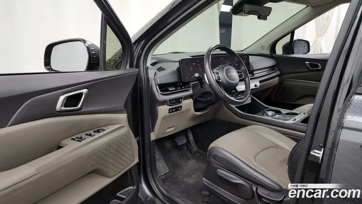 Kia Carnival — фото 10