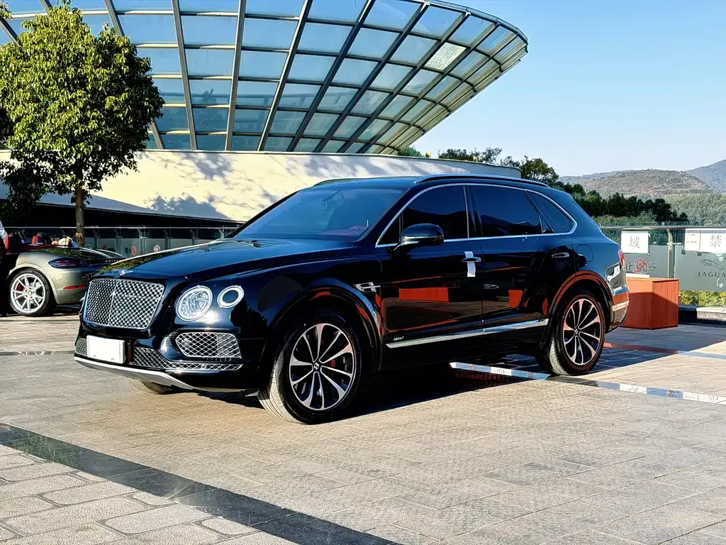 Bentley Bentayga PHEV
