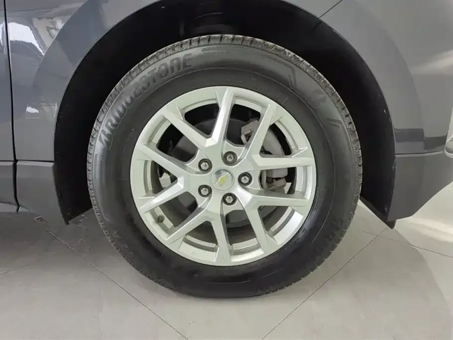 Chevrolet Equinox 2022 из CN, фото 6