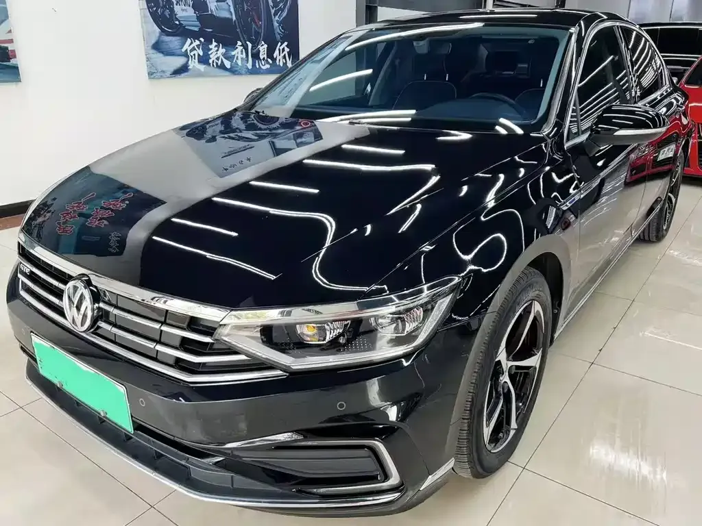 Volkswagen Magotan GTE PHEV 2021 из CN, фото 2
