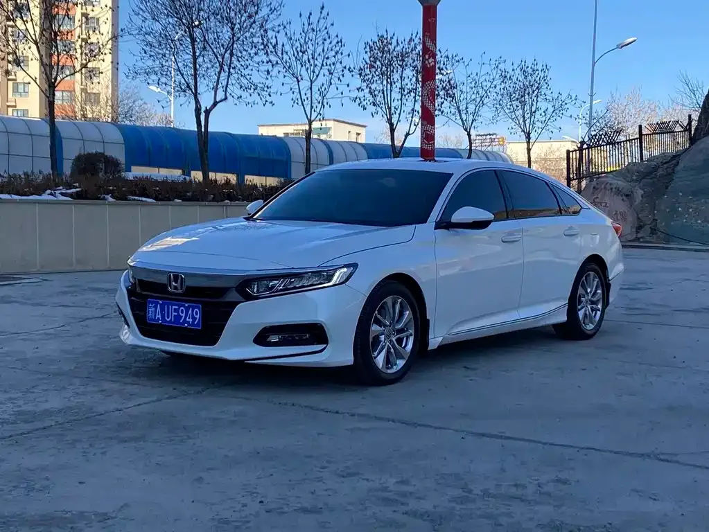 Honda Accord — фото 3