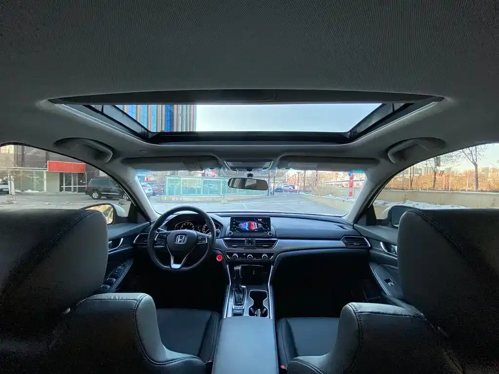 Honda Accord — фото 5