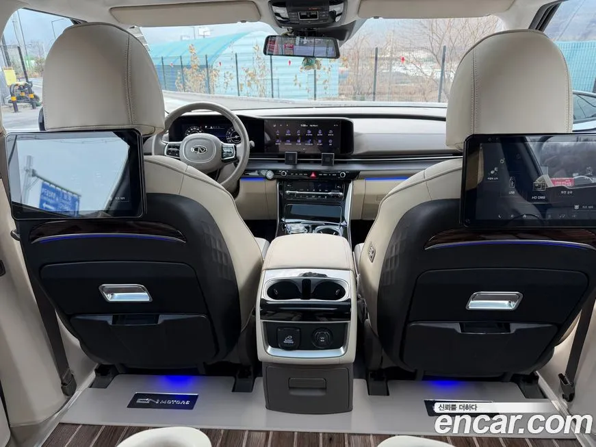 Kia Carnival — фото 10