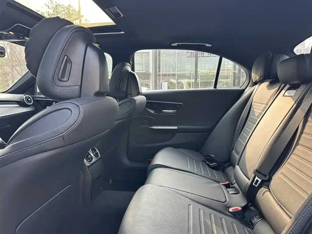 Mercedes-Benz C-Class 2024 из CN, фото 5