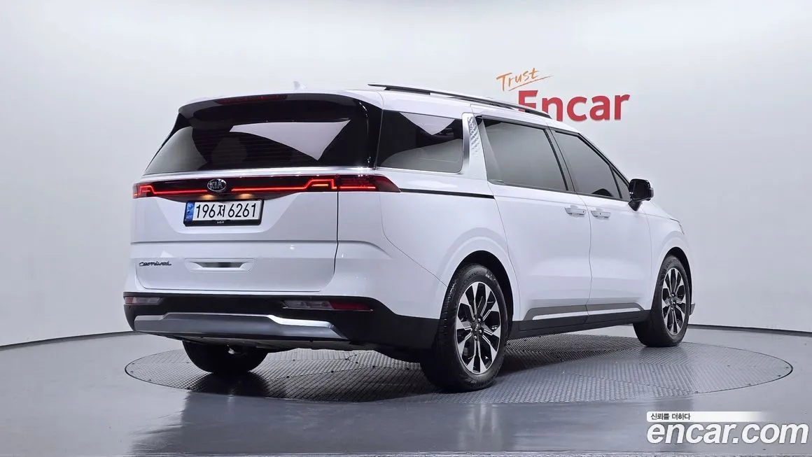 Kia Carnival 2021 из KR, фото 2