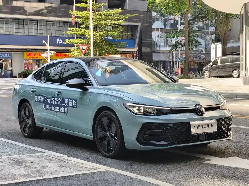 Volkswagen Passat 2024 из CN, фото 3