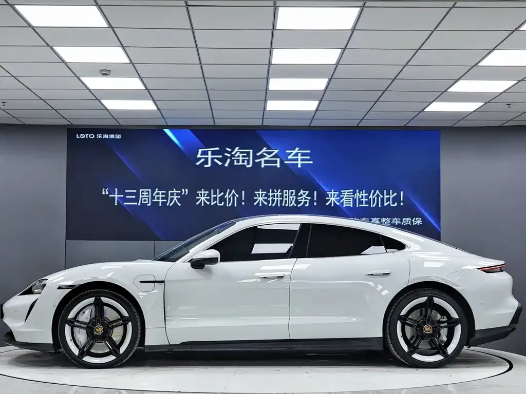 Porsche Taycan 2021 из CN, фото 3