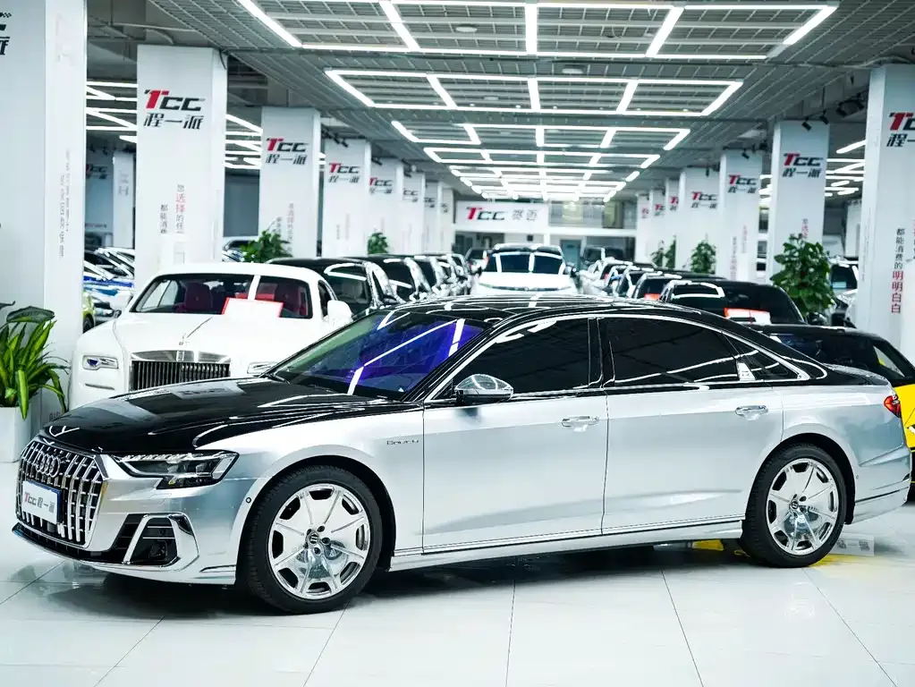 Audi A8 2025 из CN, фото 1