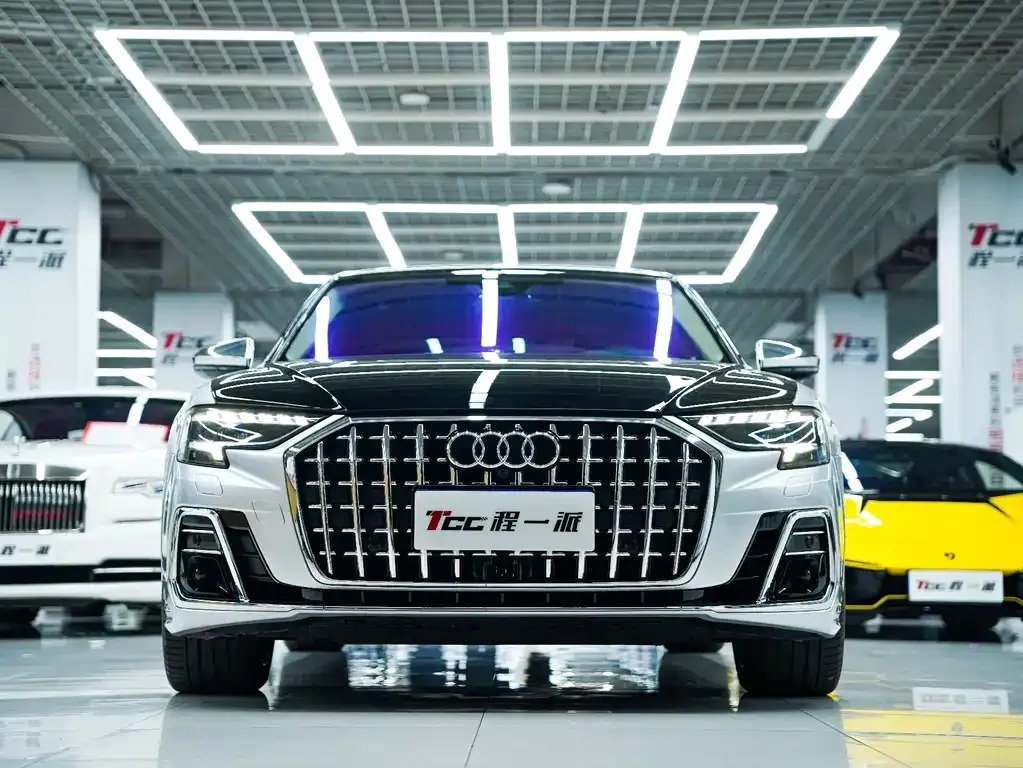 Audi A8 2025 из CN, фото 2