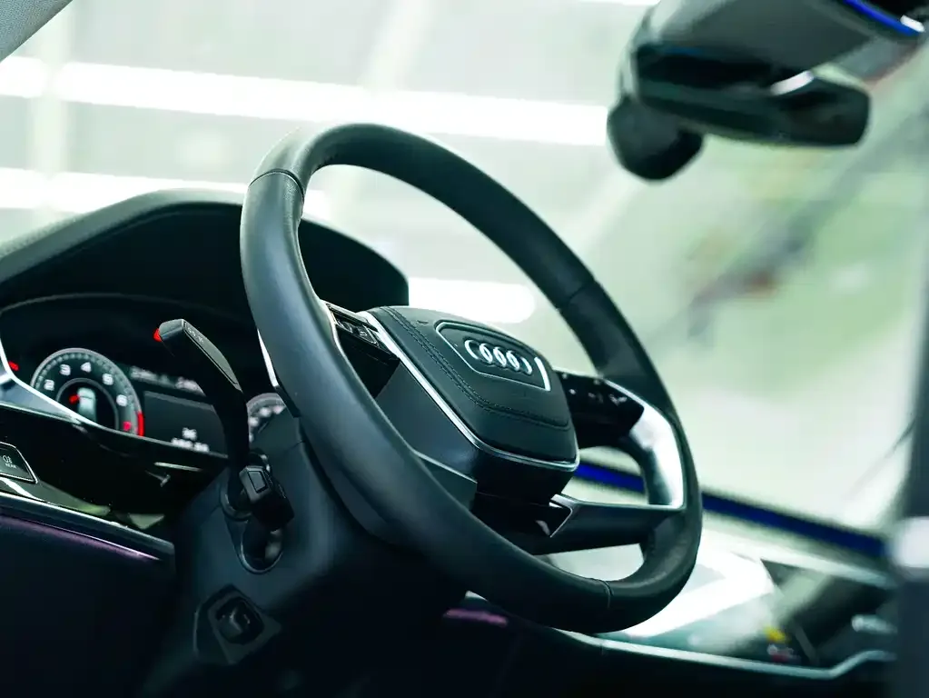 Audi A8 2025 из CN, фото 8