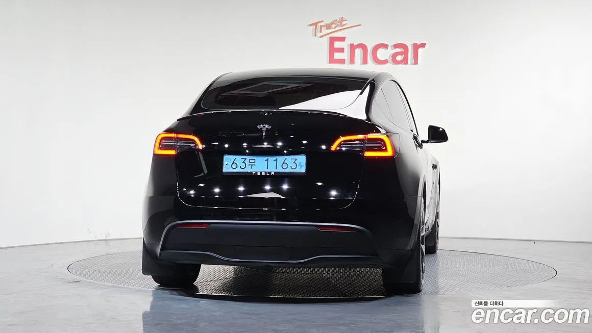 Tesla Model Y — фото 4